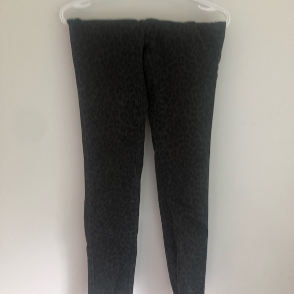 calvin klein leopard print jeans - Picture 2 of 4